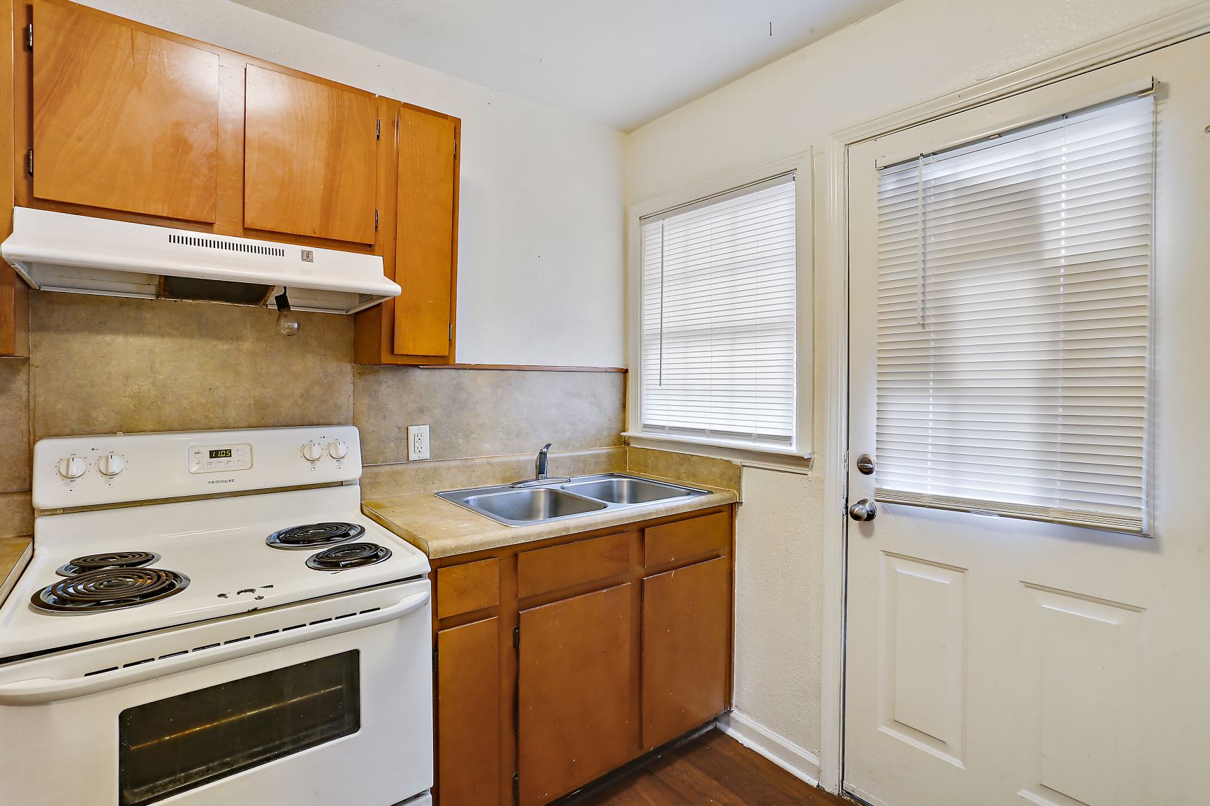 Magnolia Park Apartments – photo 1 of 12