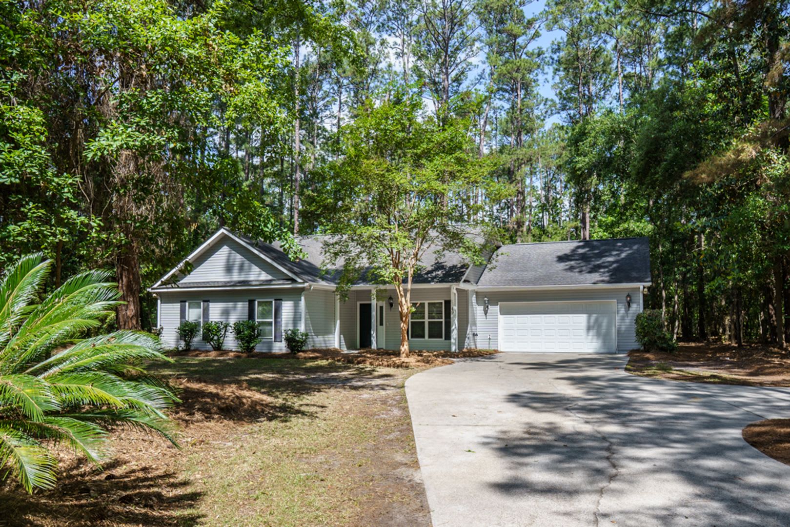 Desirable home on Lady's Island – photo 1