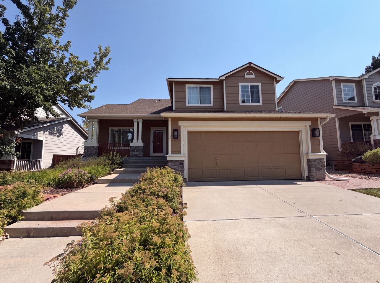9625 Crosspointe Dr – photo 1 of 16