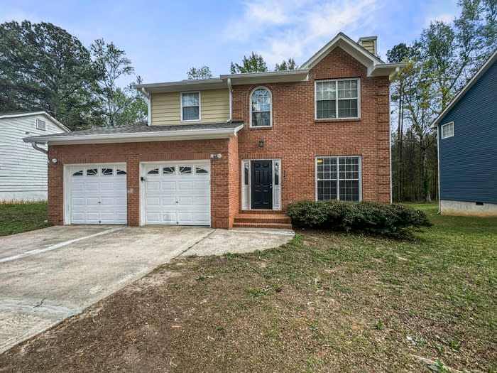 2752 Fairburn Road Southwest – photo 1