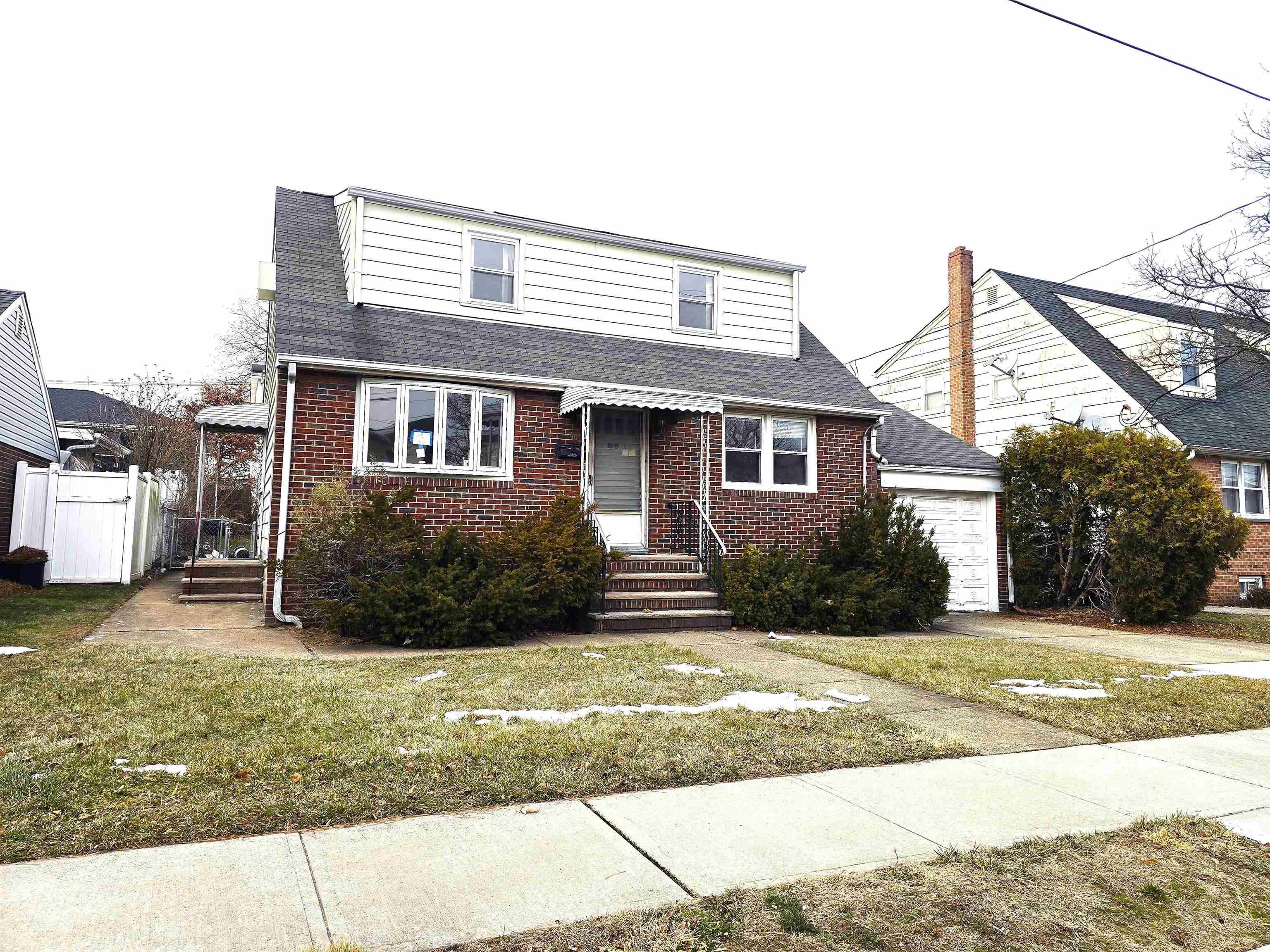 701 4Th St – photo 1 of 150