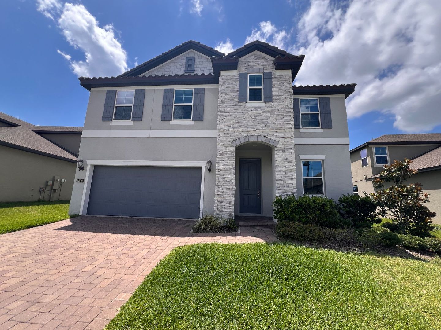 Spacious 4 bedroom, 2.5 bathroom house, no rear neighbors – photo 1