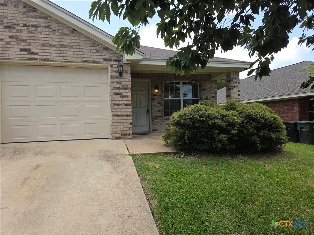 611 Olaf Drive – photo 1