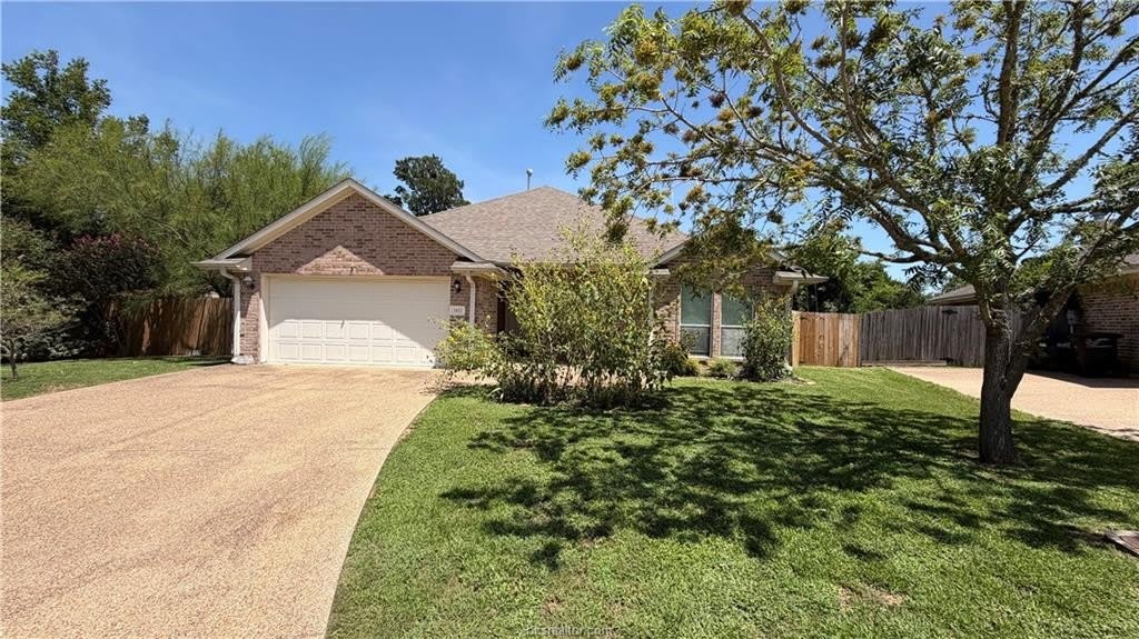 1102 Crested Point Court – photo 1
