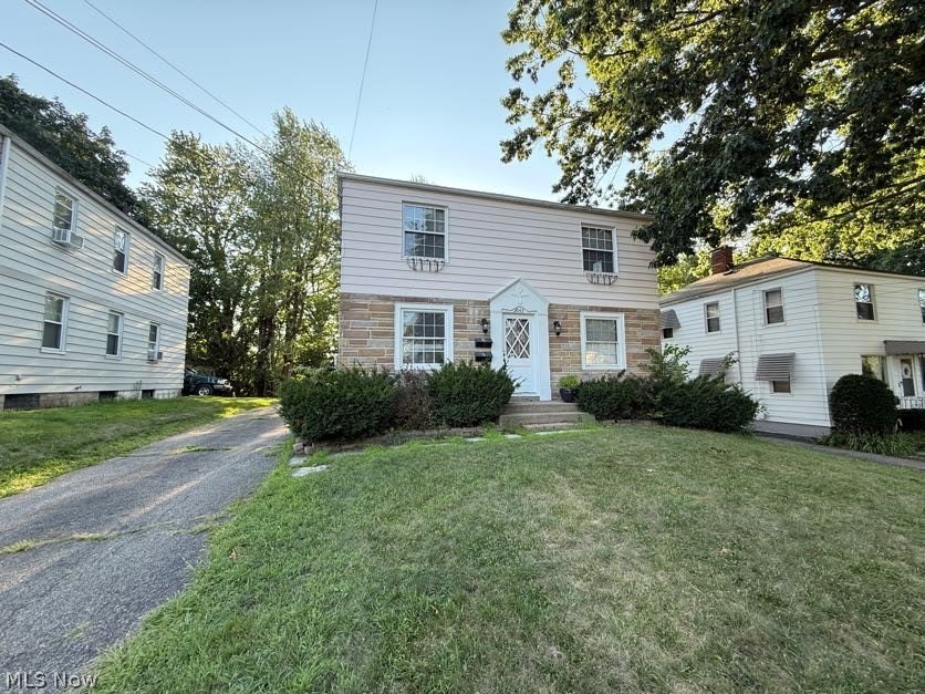 2042 13th Street SW – photo 1 of 23