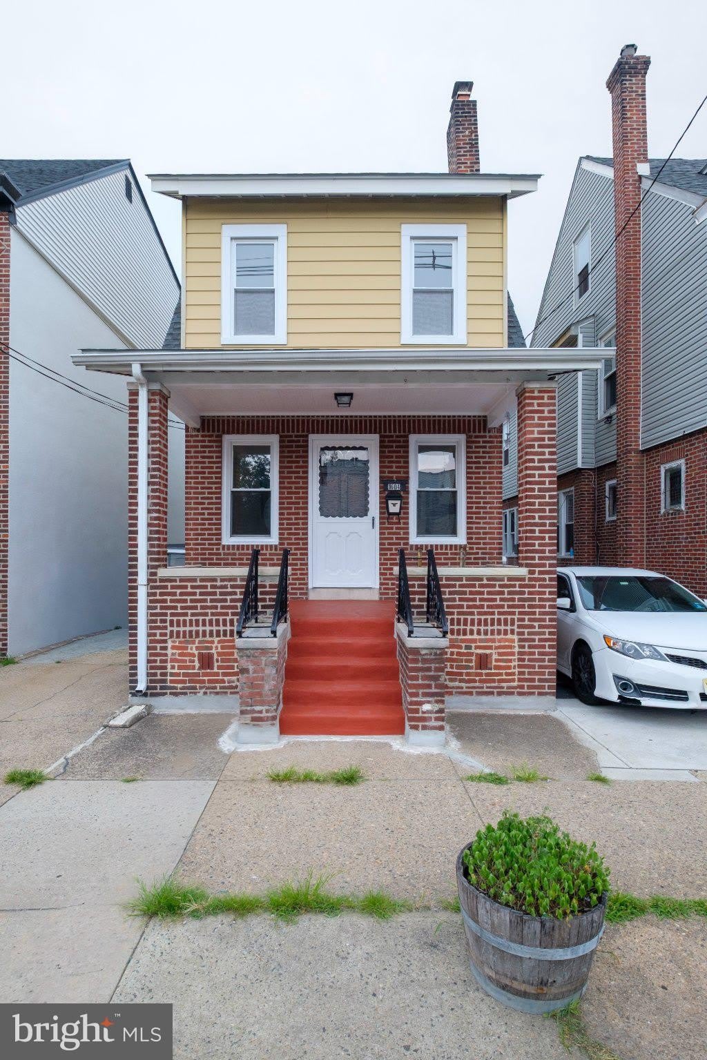 1604 HAMILTON Avenue – photo 1