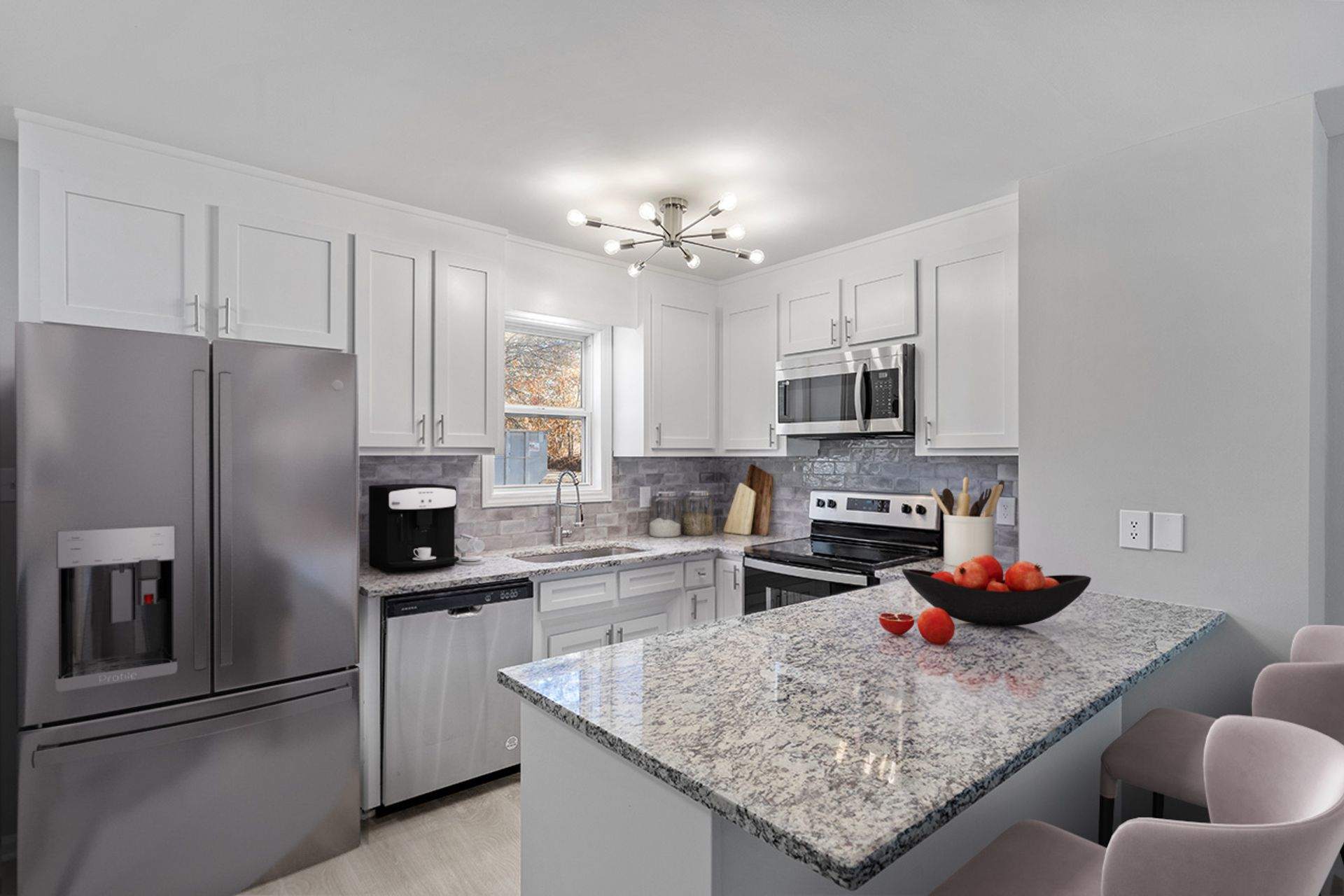 376 S Broad Street Apt 19 – photo 1 of 57