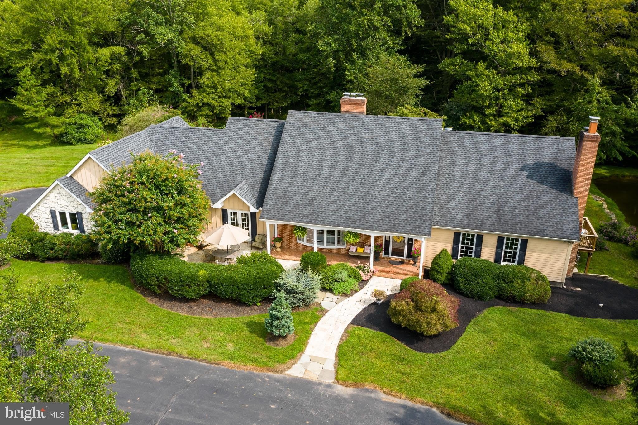 2028 APPLETON Road – photo 1 of 35