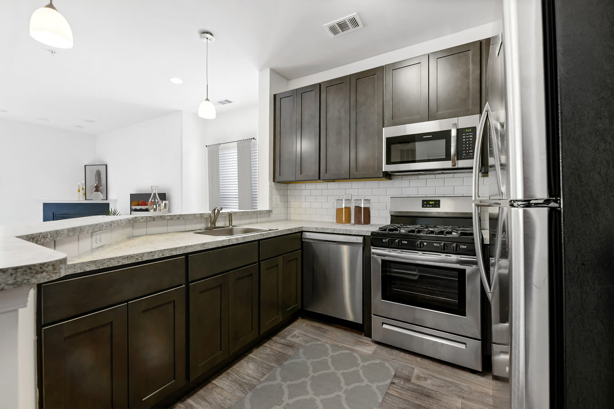 The Apartments at Cambridge Court – photo 1 of 32