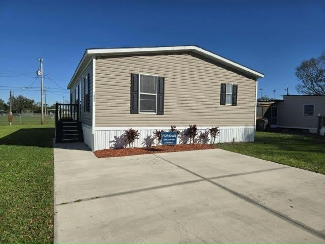 7055 Greenbrier Village Drive – photo 1