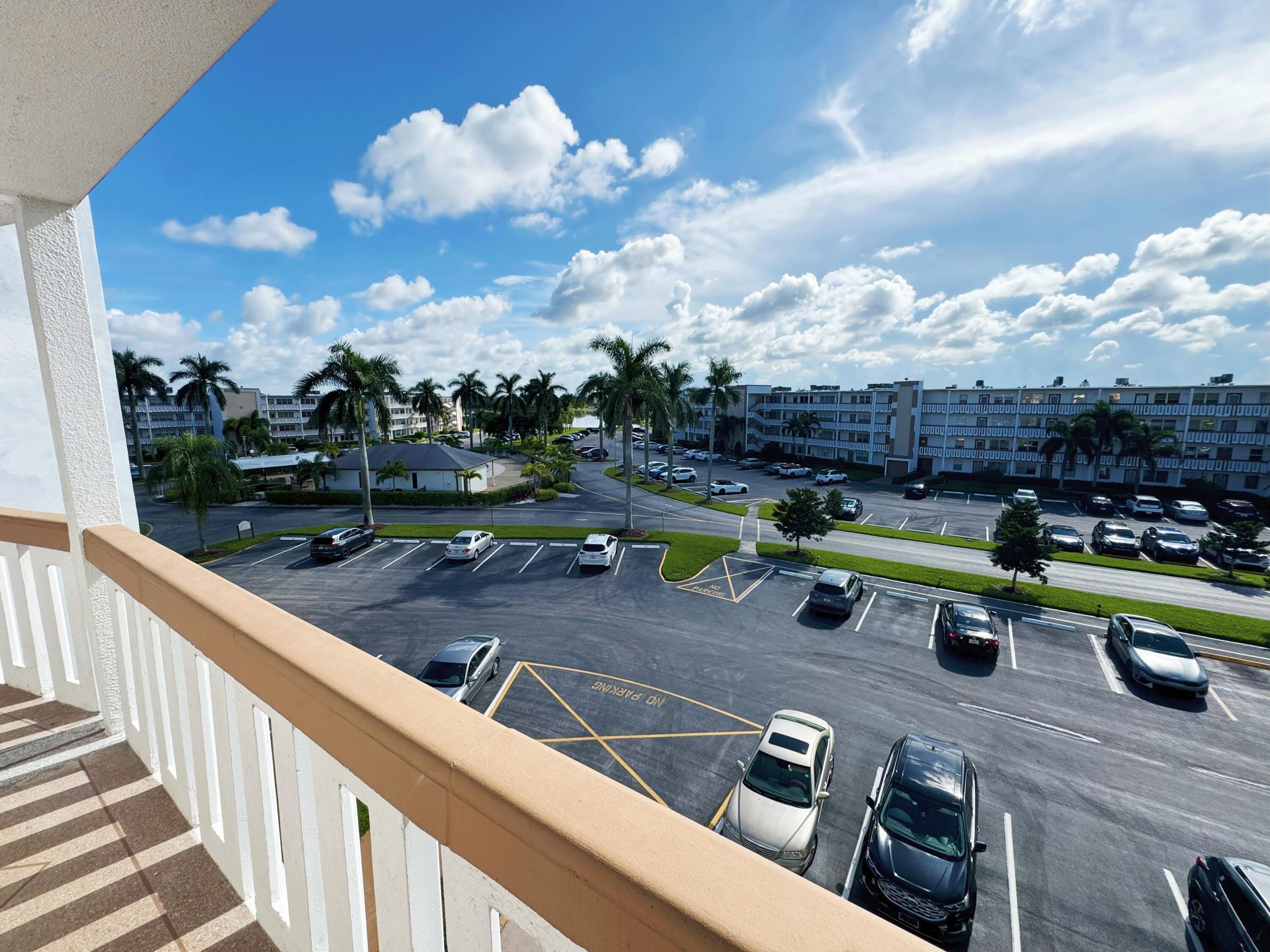 4075 CORNWALL D – photo 1 of 30