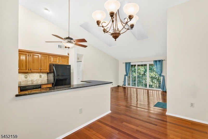 4006 Crawford Ct – photo 1 of 26