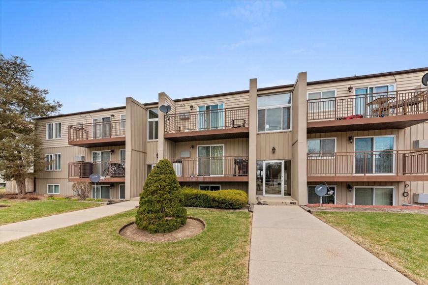 350 S Main Street – photo 1 of 10