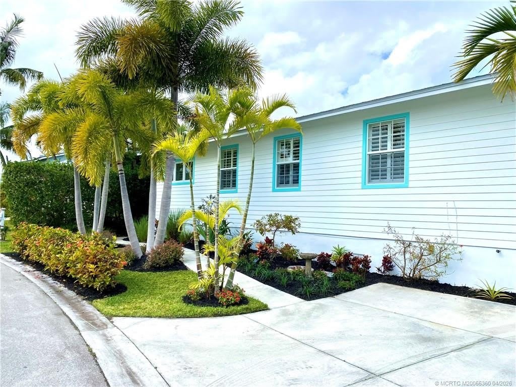 625 SW Salerno Road – photo 1