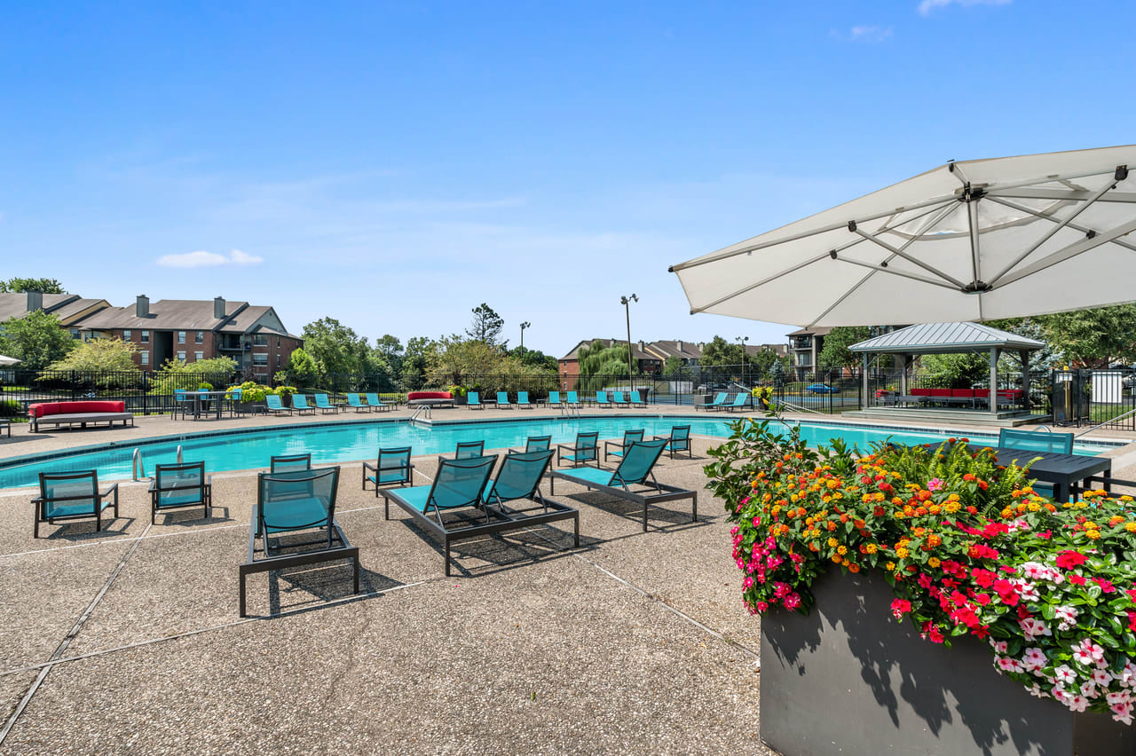 The Racquet Club Apartments – photo 1