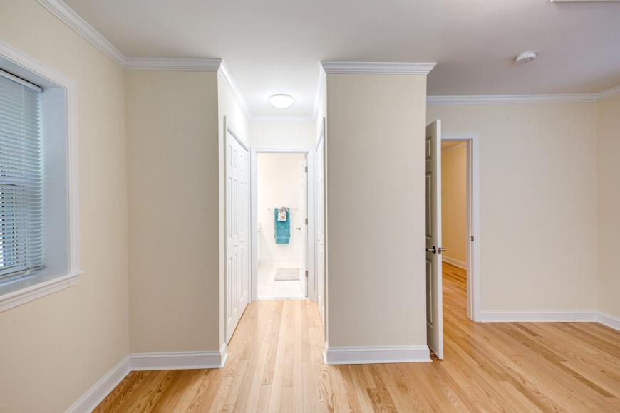 162 Gerry Rd – photo 1 of 276