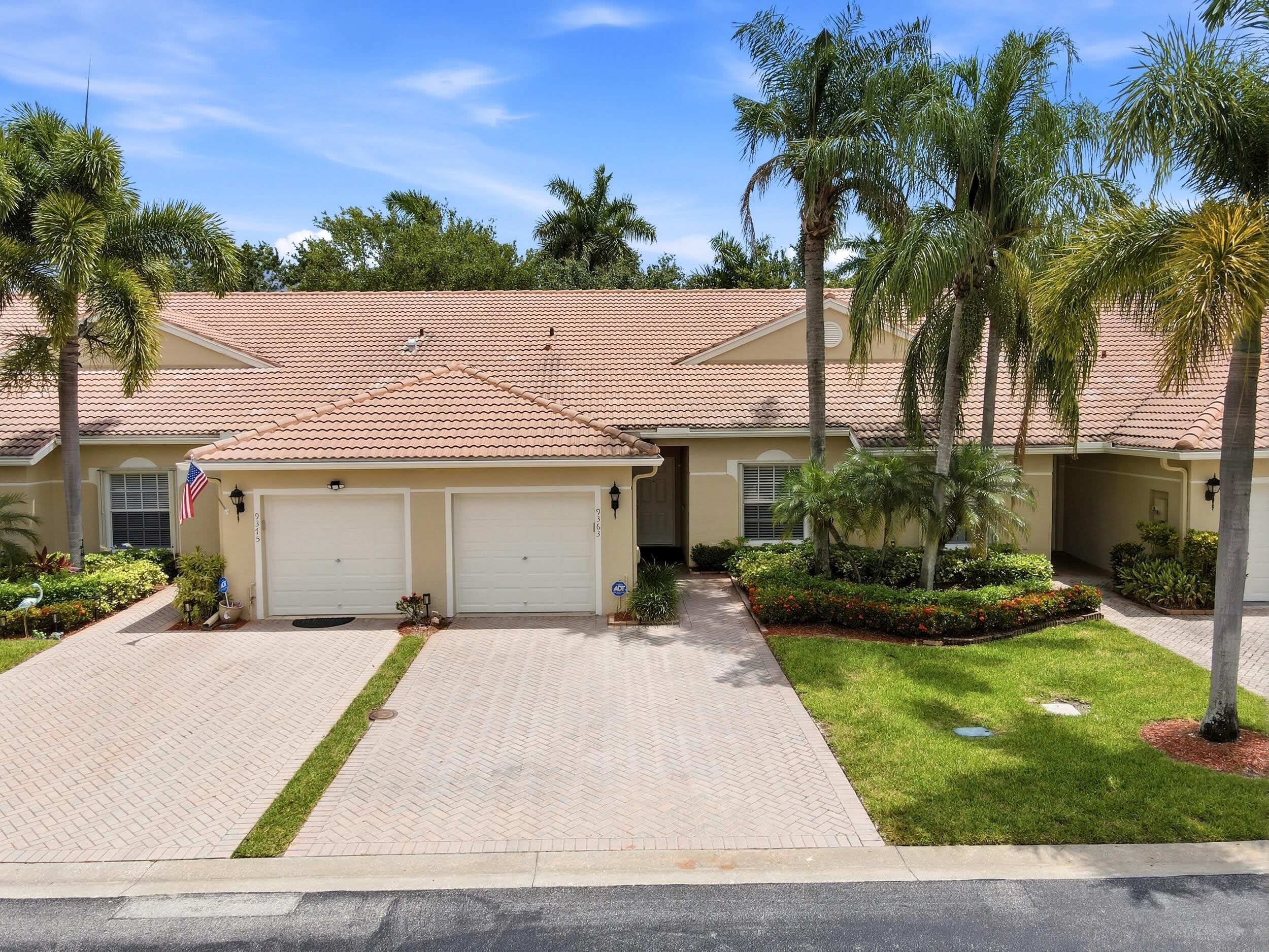 9363 Bridgeport Drive – photo 1