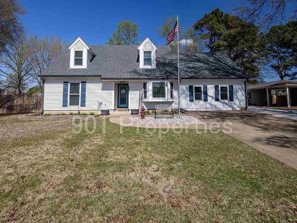1234 Greenview Road – photo 1 of 19