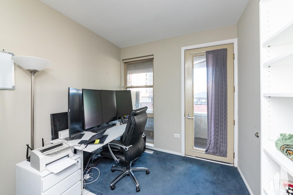 324 N Jefferson – photo 1
