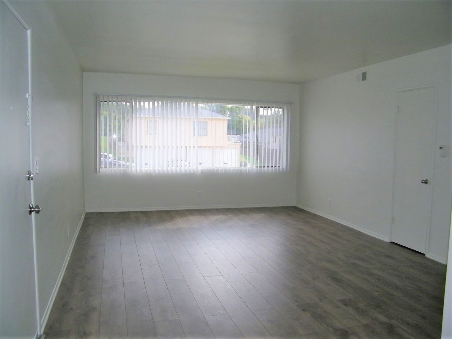 2Bed 2Bath Available Now – photo 1