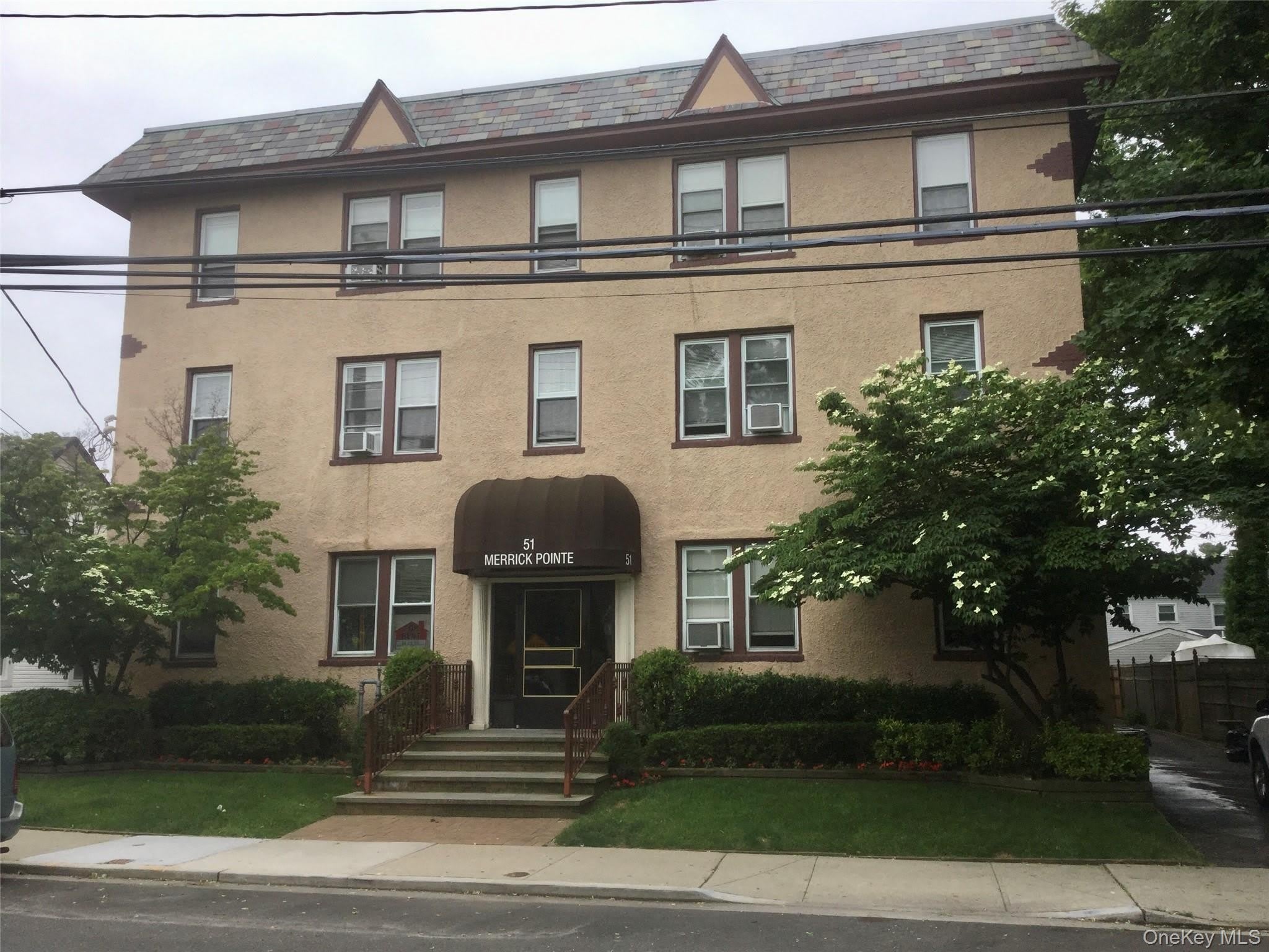 51 Smith Street – photo 1 of 10