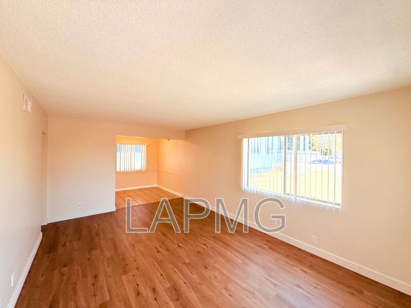 11185 Carson Drive – photo 1 of 14