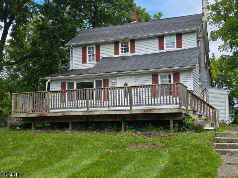 693 Townsbury Rd – photo 1 of 20