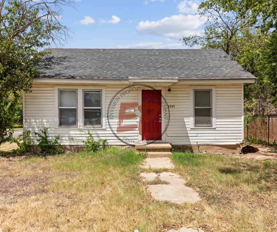 2225 Trice Avenue – photo 1