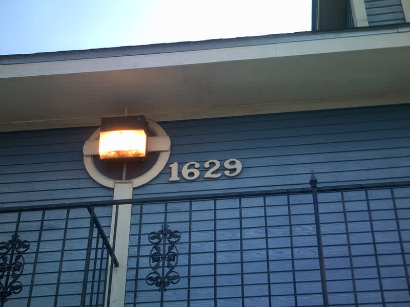 1629 Gary, Apartment B – photo 1 of 4