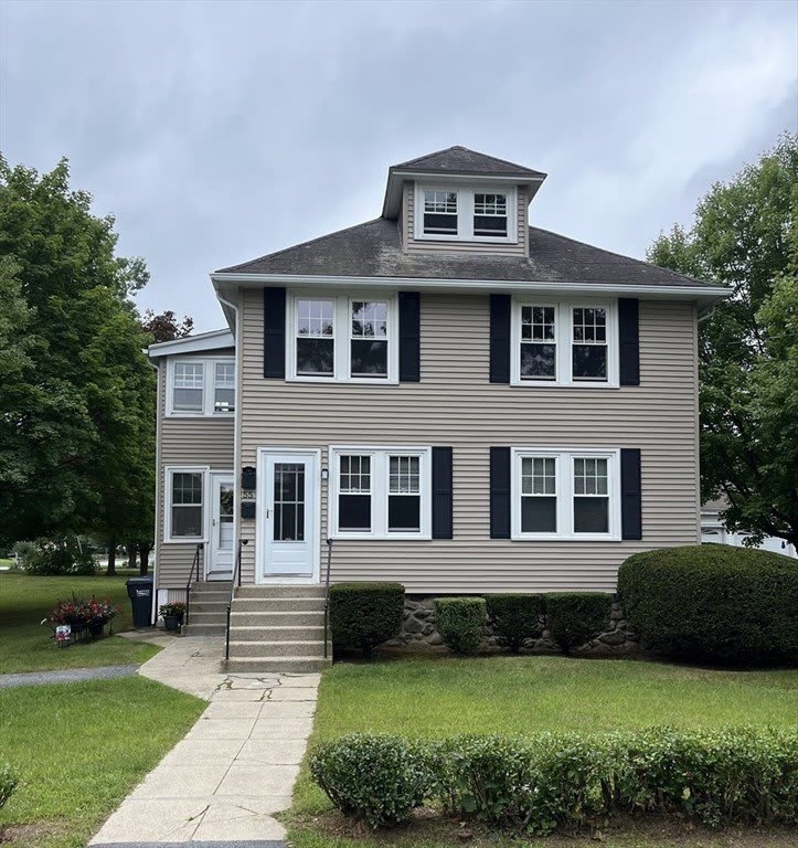 55 E Walnut – photo 1 of 14