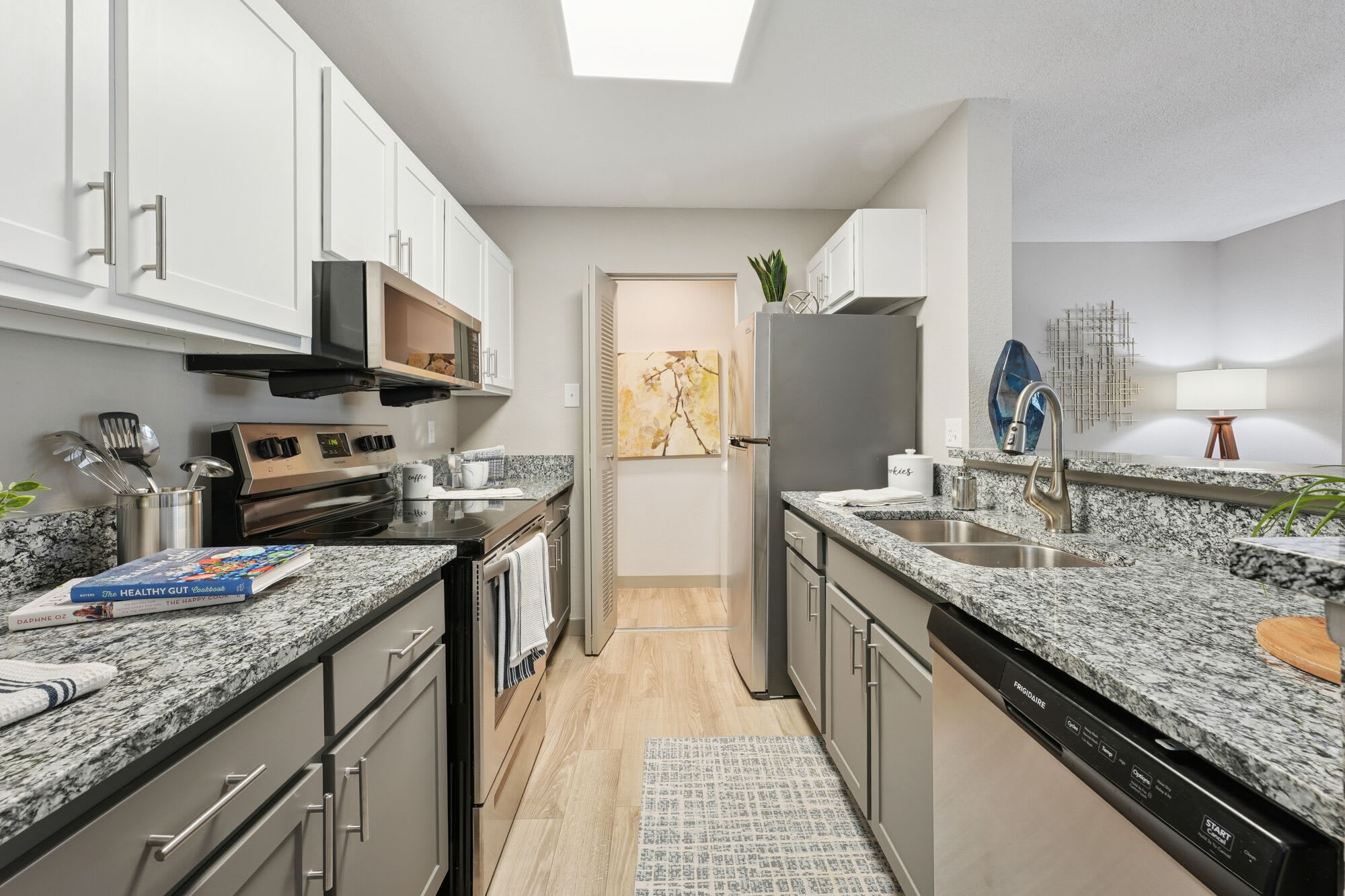 Magnolia Falls Apartments – photo 1