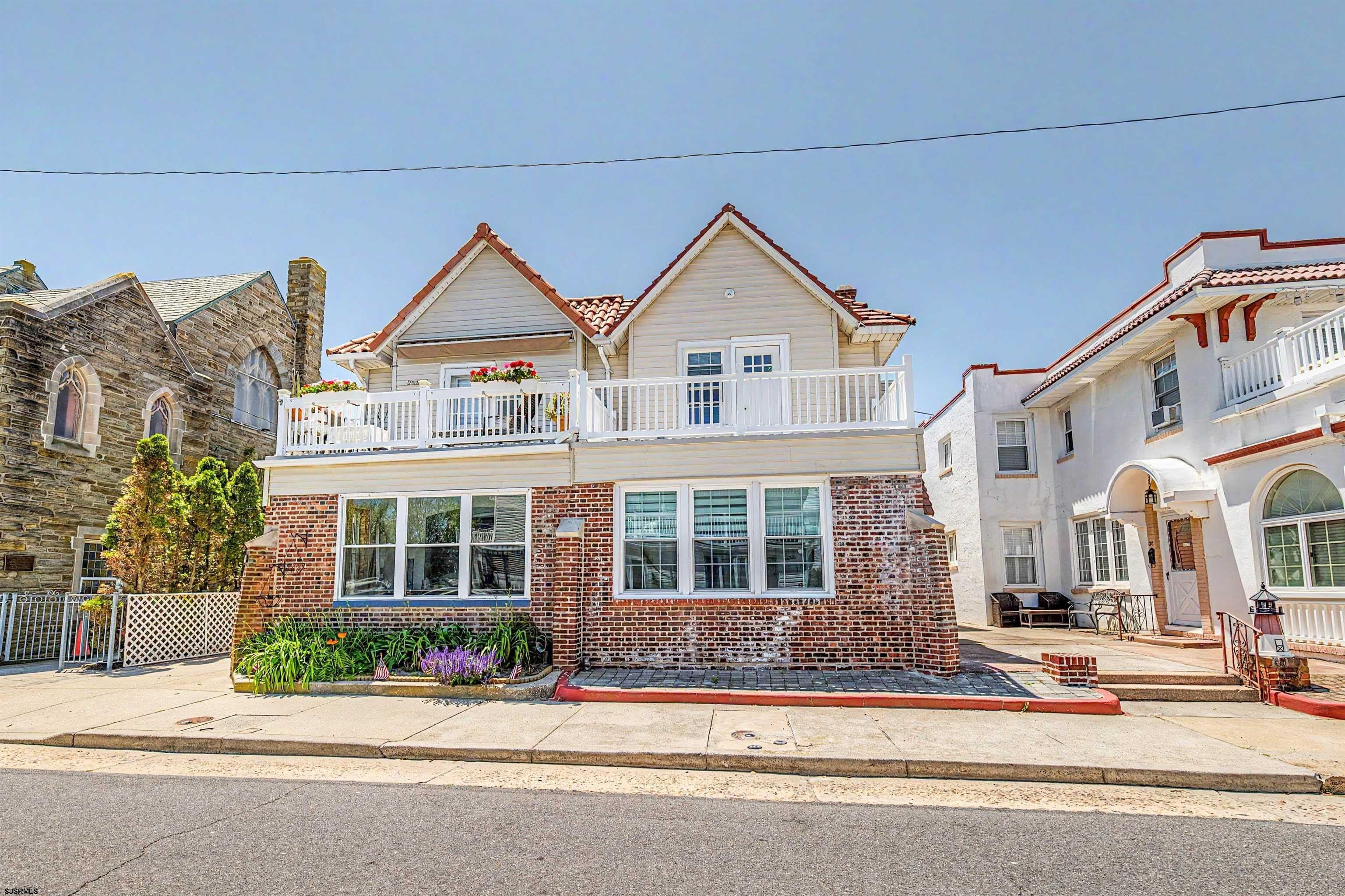 22 S Avolyn Ave – photo 1