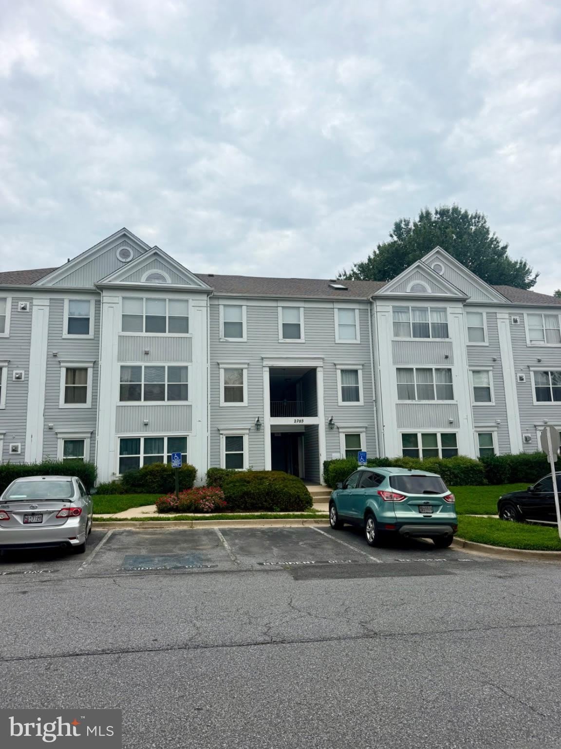 2703 SNOWBIRD Terrace – photo 1 of 30