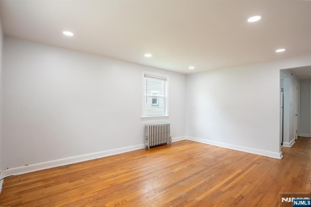 18 E 7th Street – photo 1 of 15