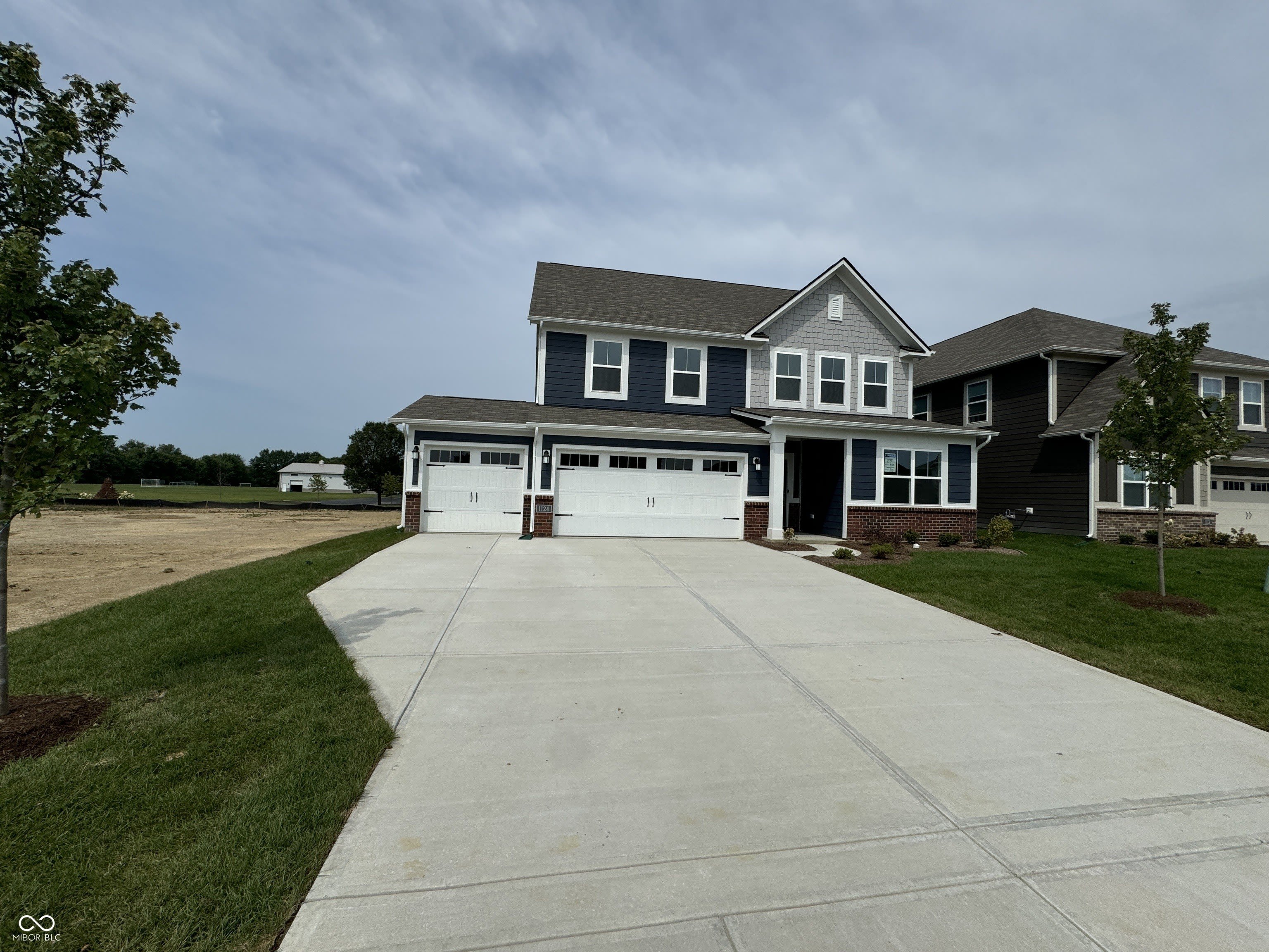 1124 Tansley Lane – photo 1 of 208