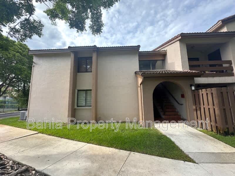 8999 SW 123rd Ct – photo 1 of 18