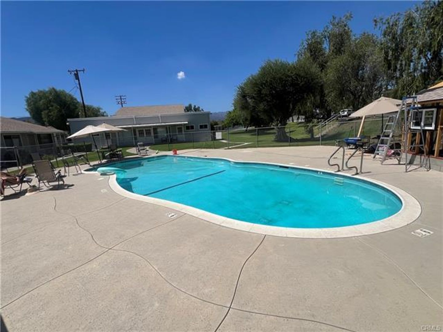 Beautifully Renovated 2 Bedroom 55 Community – photo 1 of 119