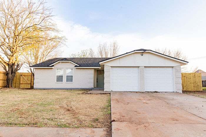 600 Southeast 38th Street – photo 1