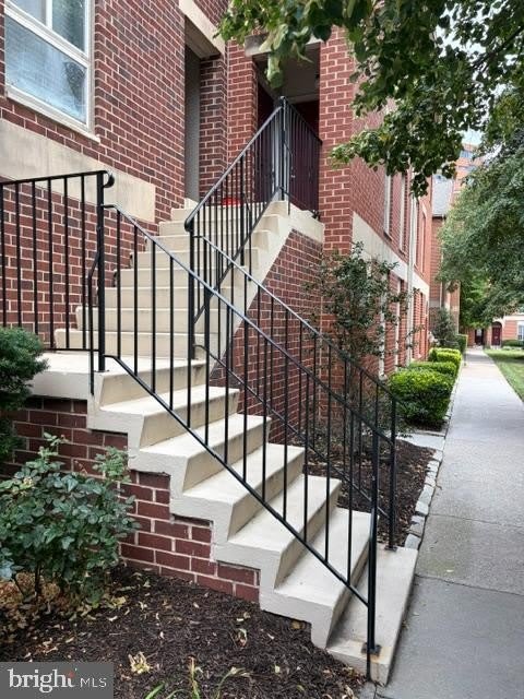 516 S Charles St S – photo 1