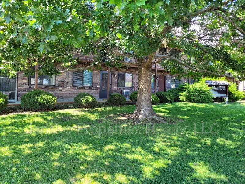 633 Oak Street – photo 1 of 216