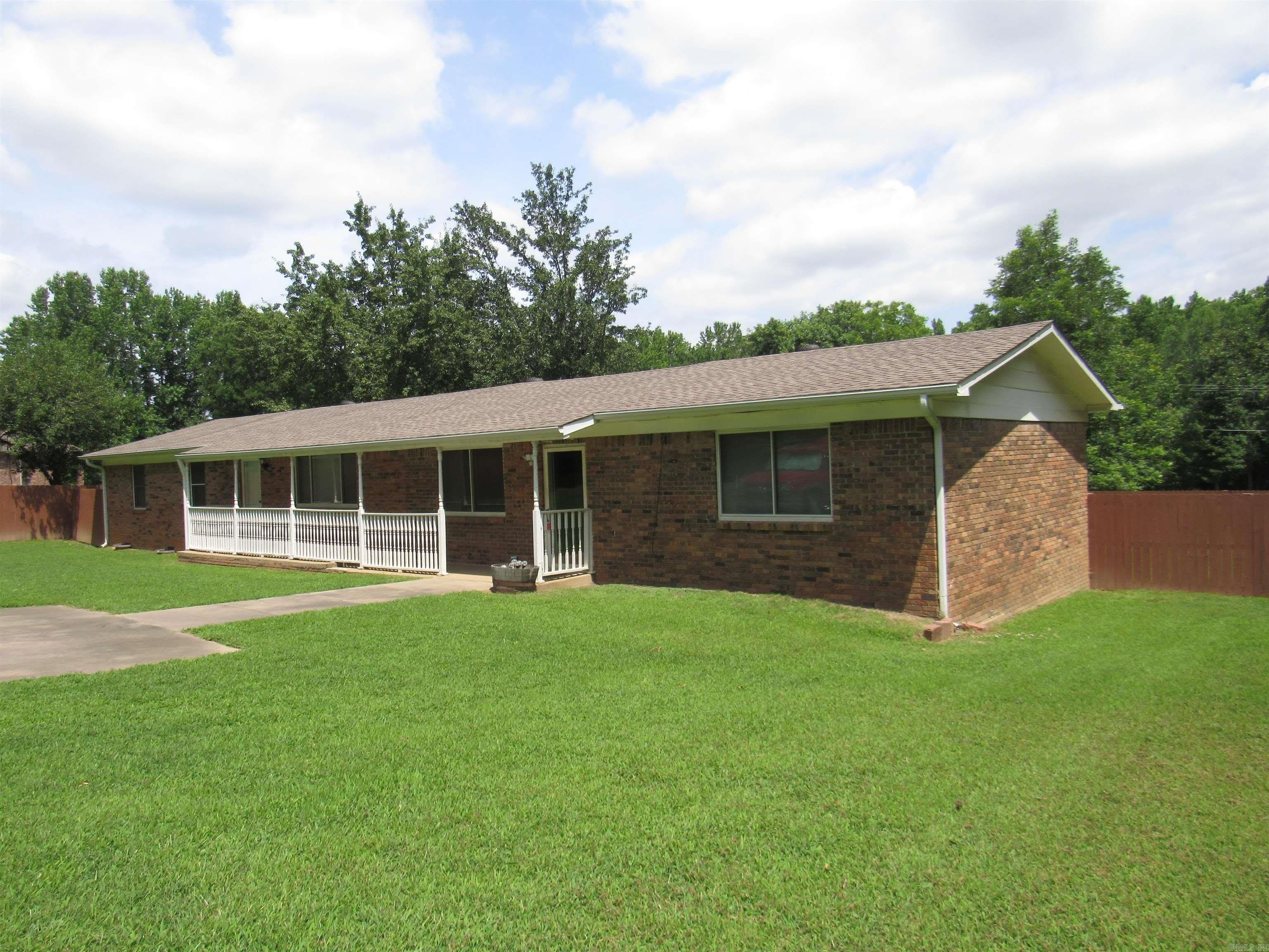 2912 W Hwy 319 – photo 1 of 44