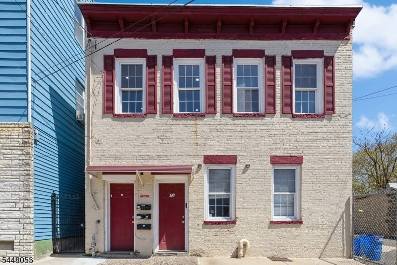 12 Alva St – photo 1 of 149