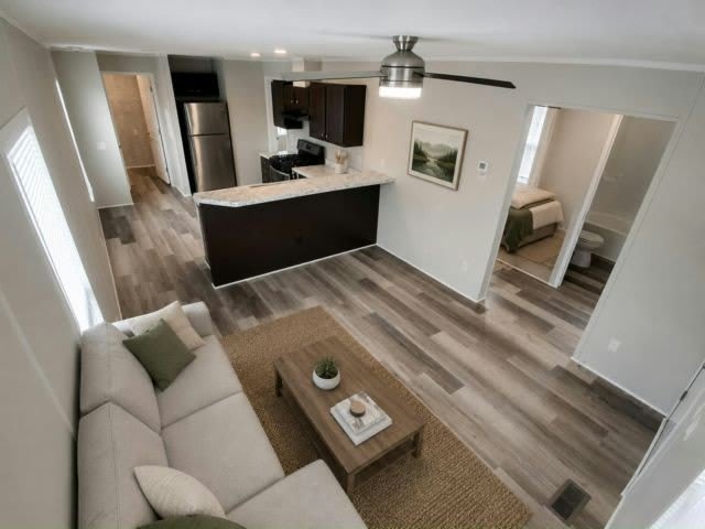 212 Cardinal Lane – photo 1
