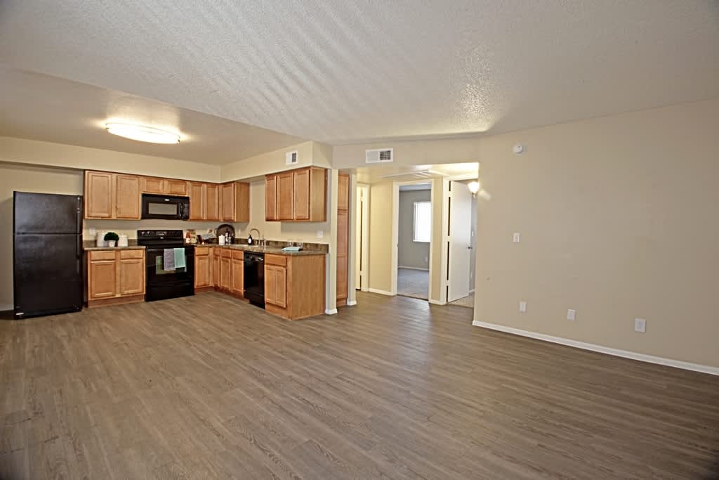 Vista Village – photo 1