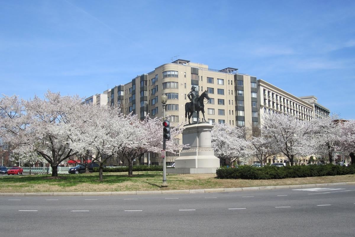 1 SCOTT Circle NW – photo 1