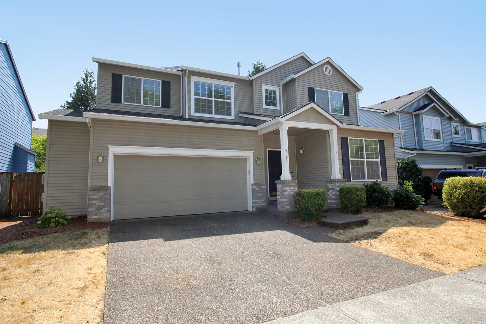 Custom-Built 5 Bedroom/3 Bath Home In A Great Sunnyside Neighborhood – photo 1 of 28