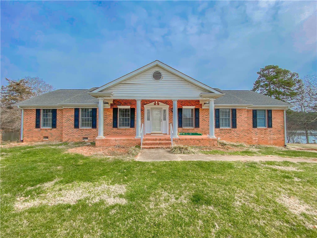 255 Starritt Lane – photo 1 of 39