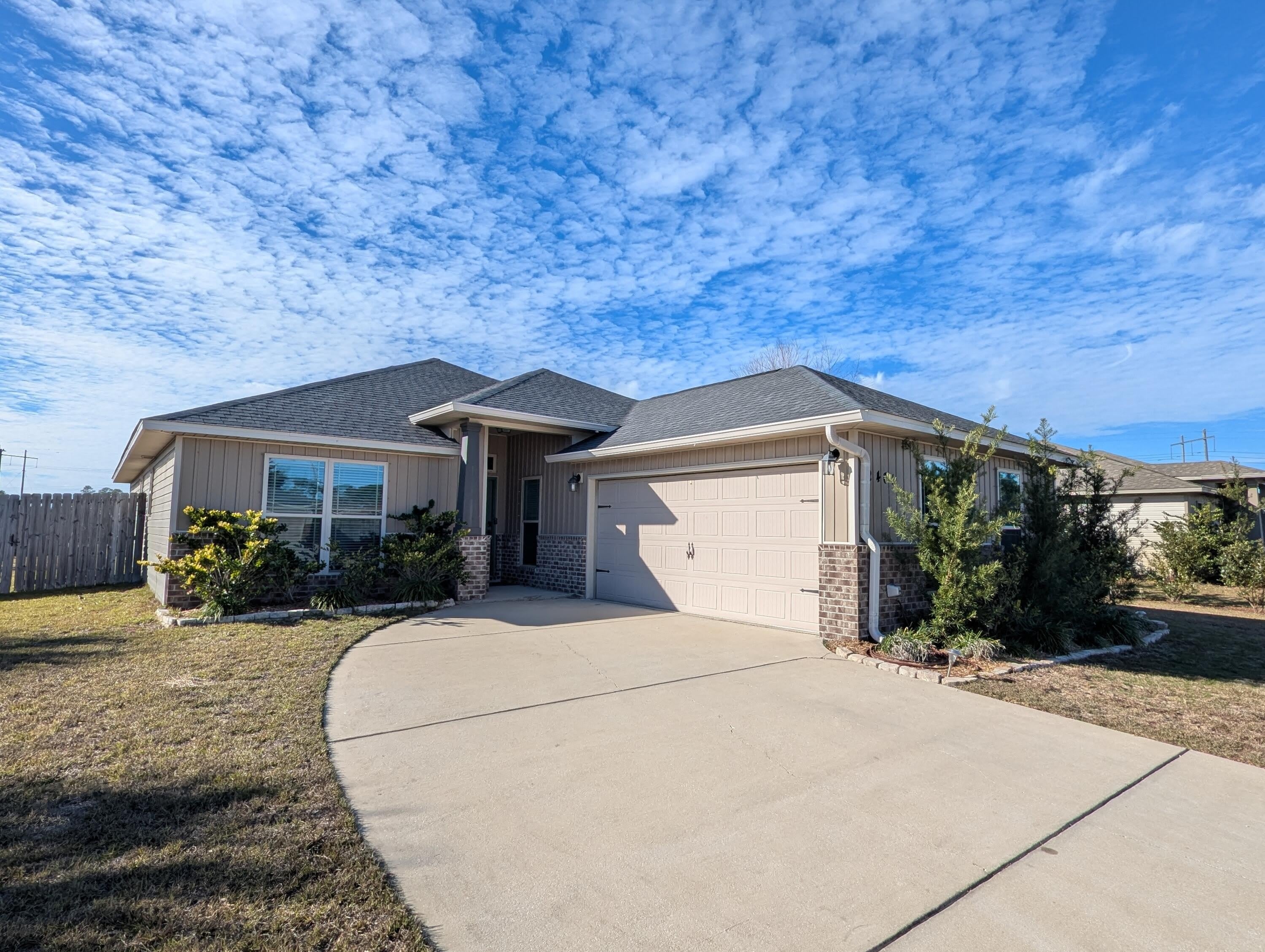 2401 Spur Lane – photo 1 of 26