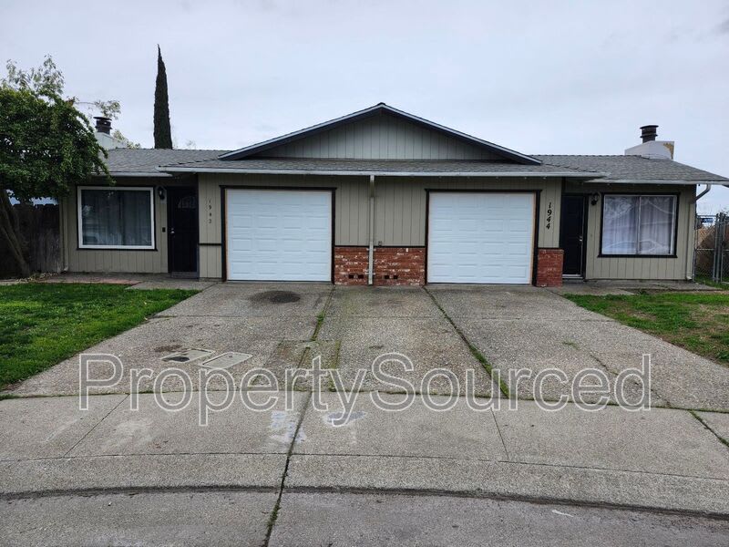 1944 Hickock Ct – photo 1