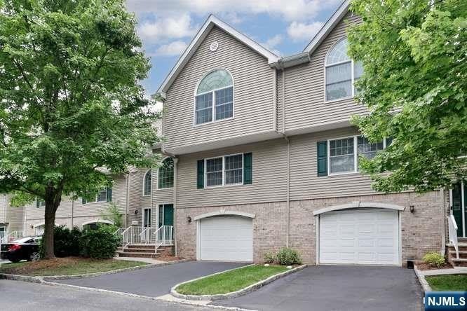 90 Elm Street – photo 1 of 25
